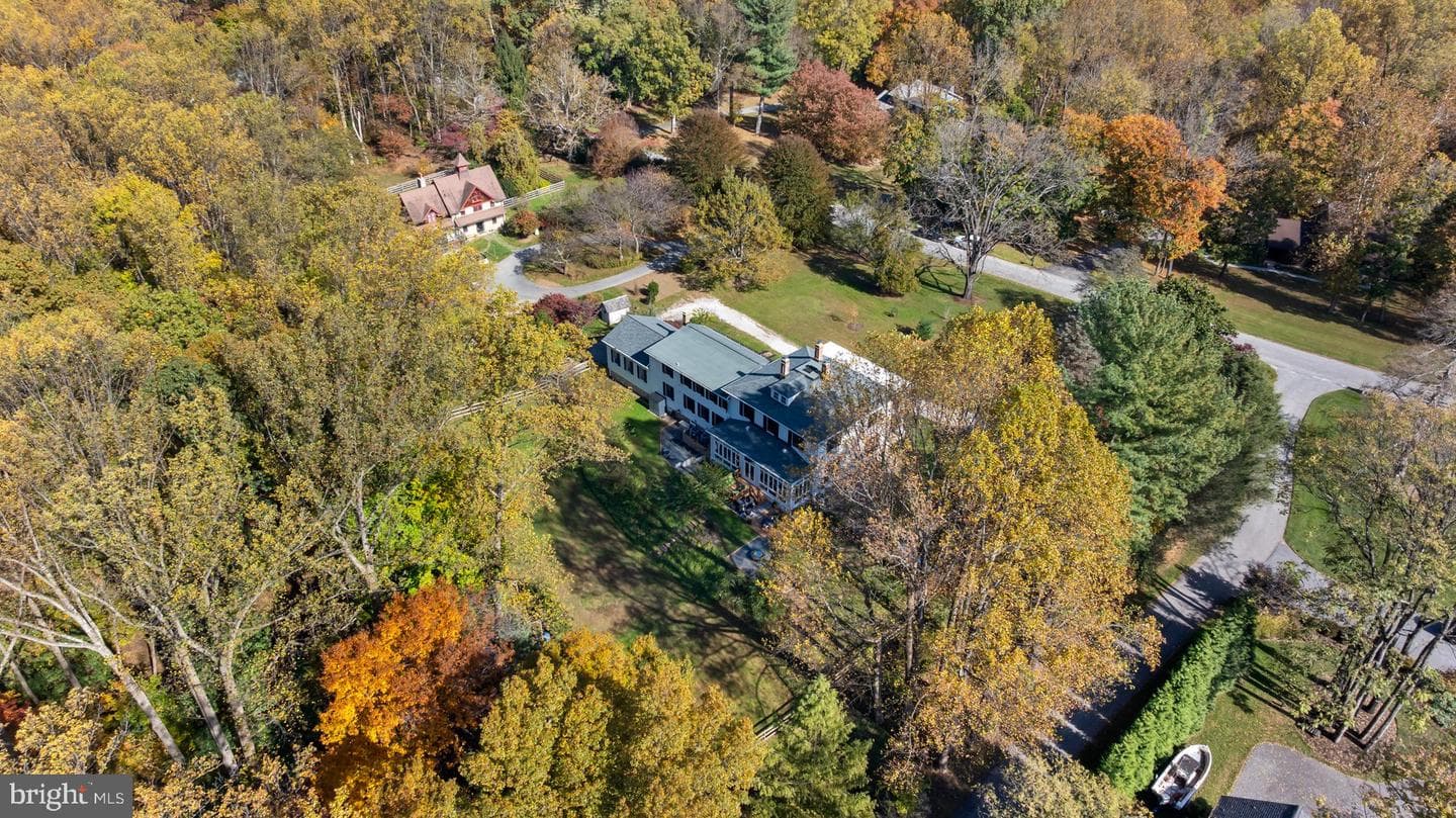 44 Montvieu Court photo 60