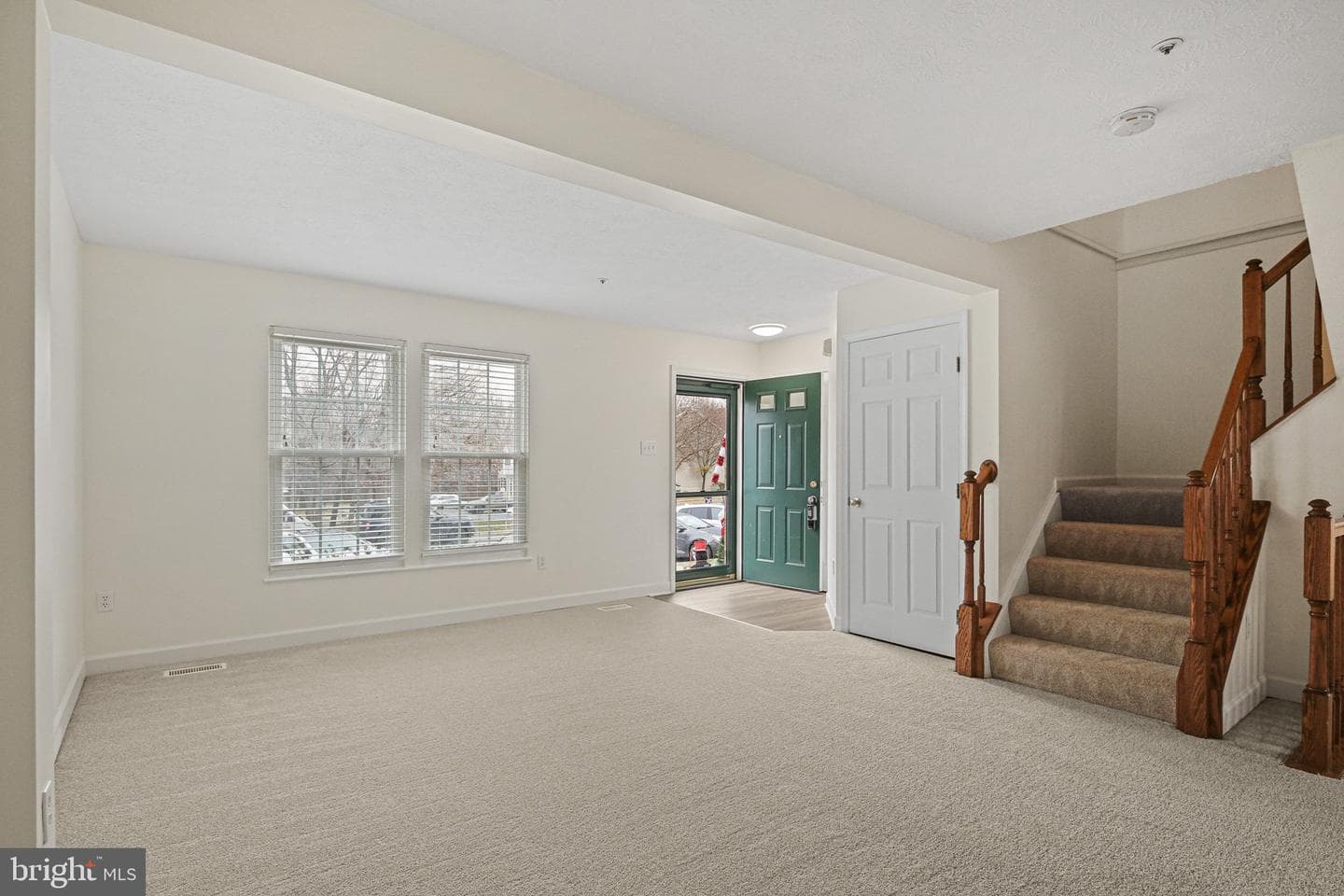 5130 Windermere Circle photo 2
