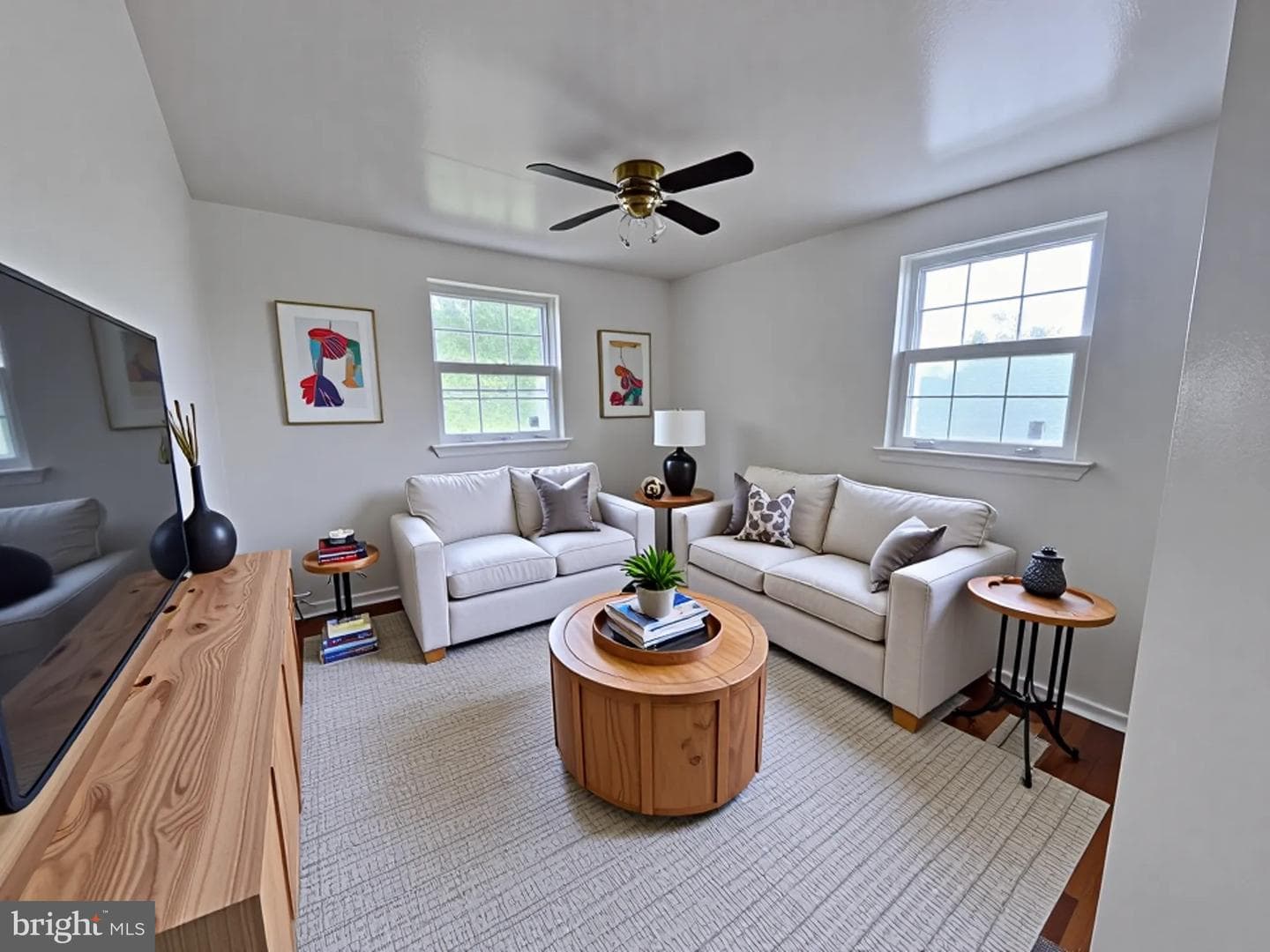 1229 Berkwood Road photo 4