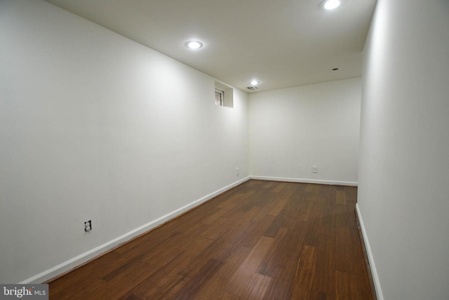 202 Embleton Road photo 15