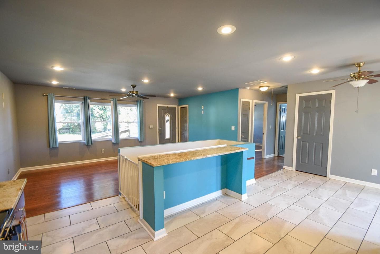 202 Embleton Road photo 7