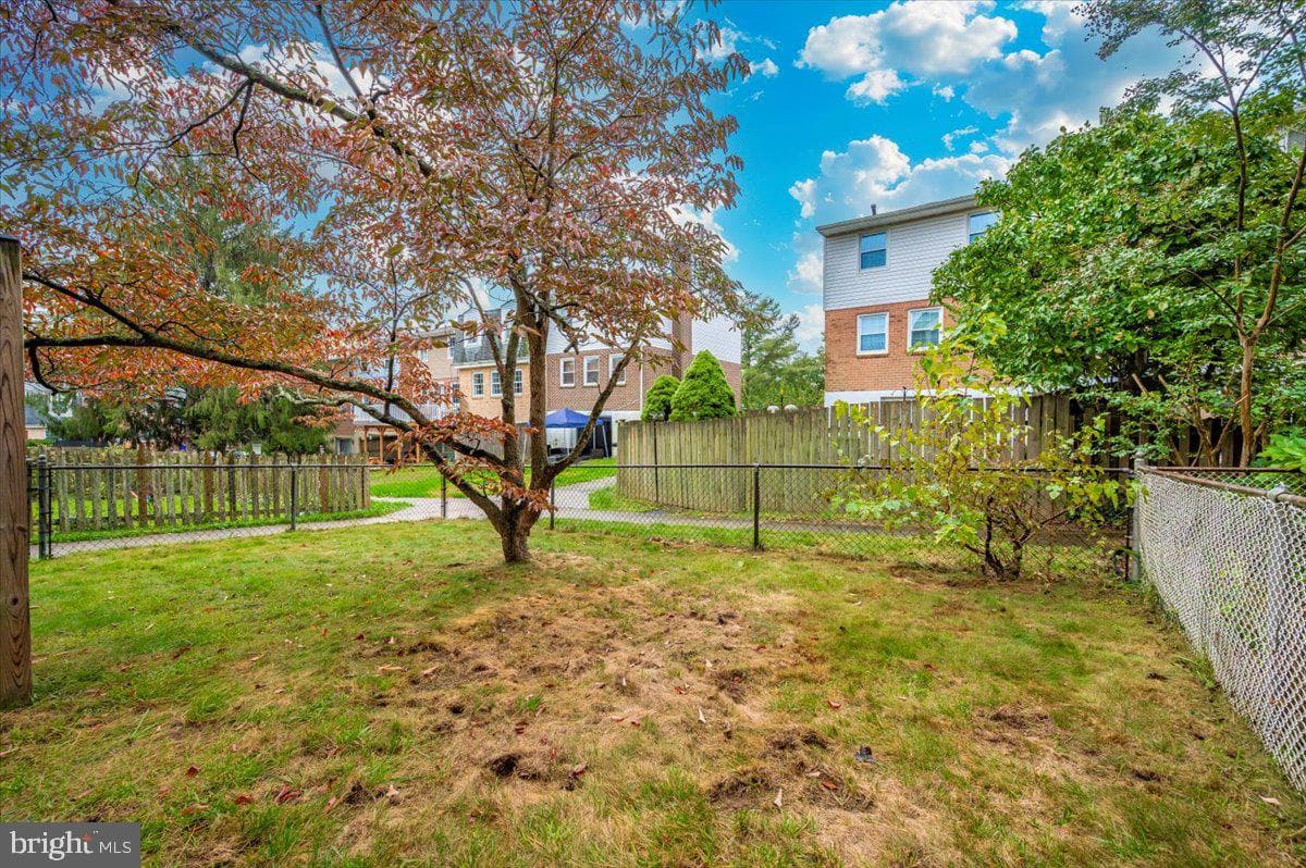 409 Fox View Court photo 41
