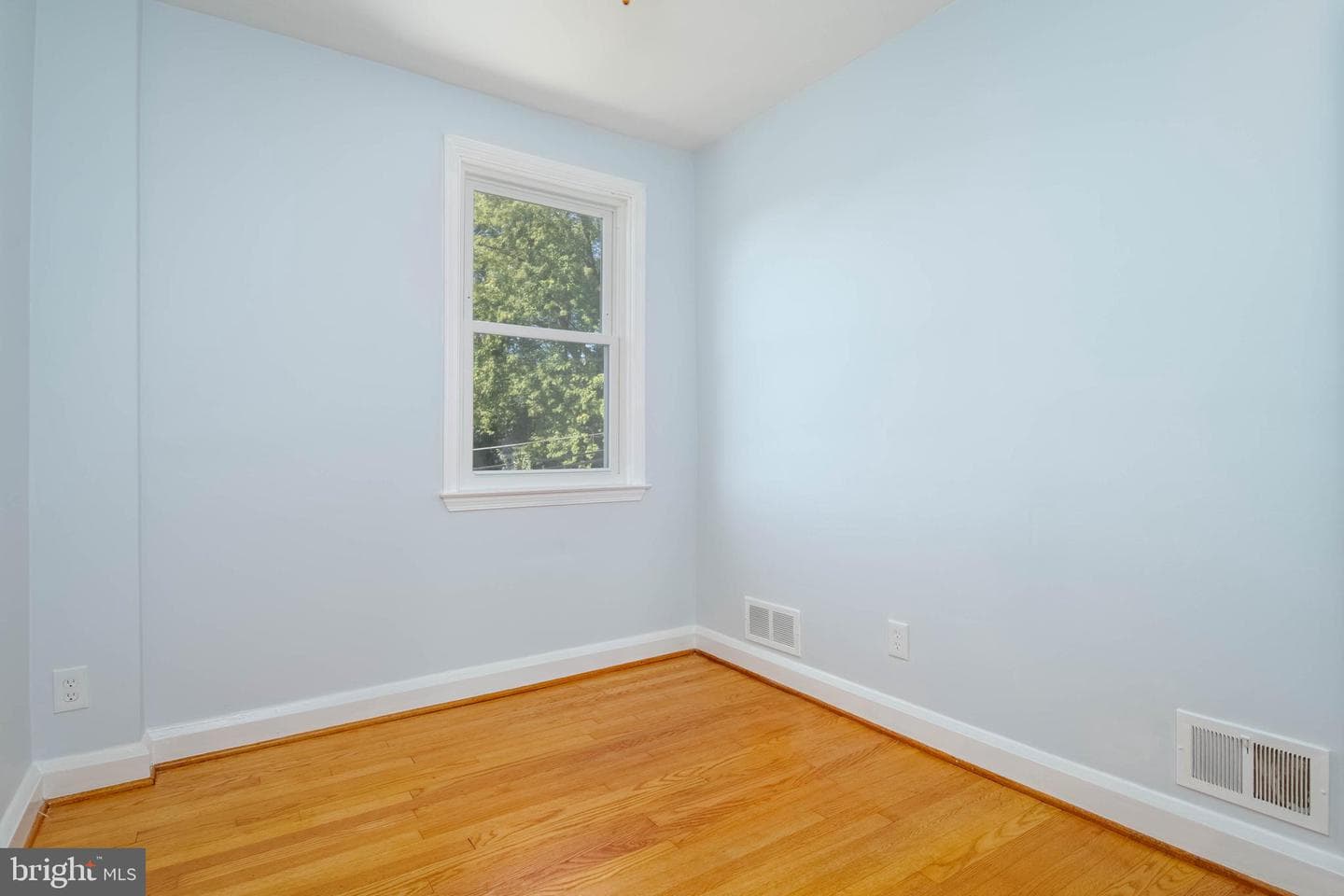 36 Shady Nook Avenue photo 20