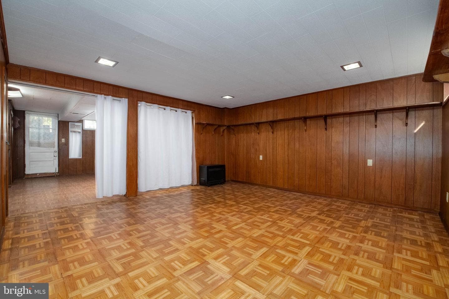 36 Shady Nook Avenue photo 24