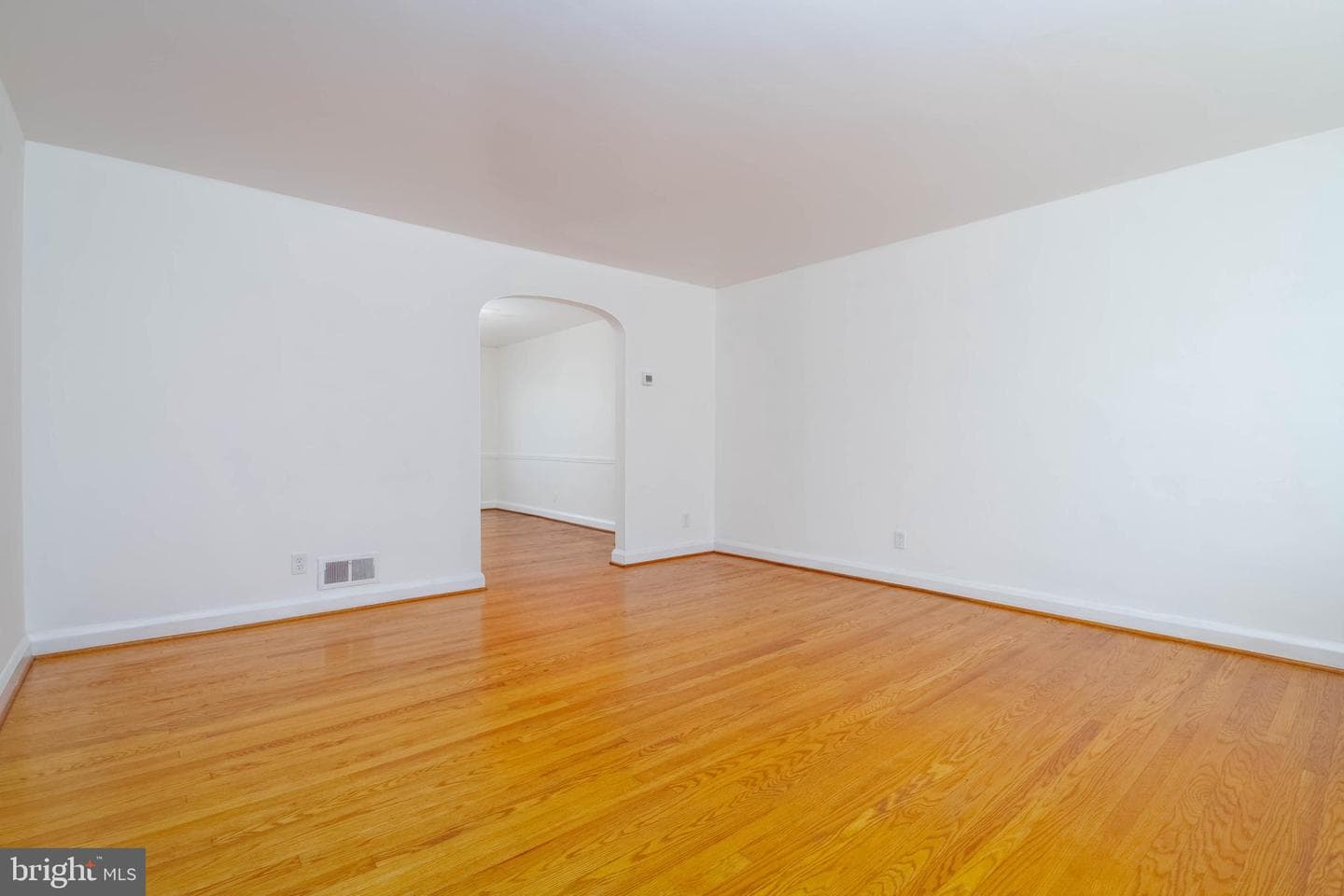 36 Shady Nook Avenue photo 7