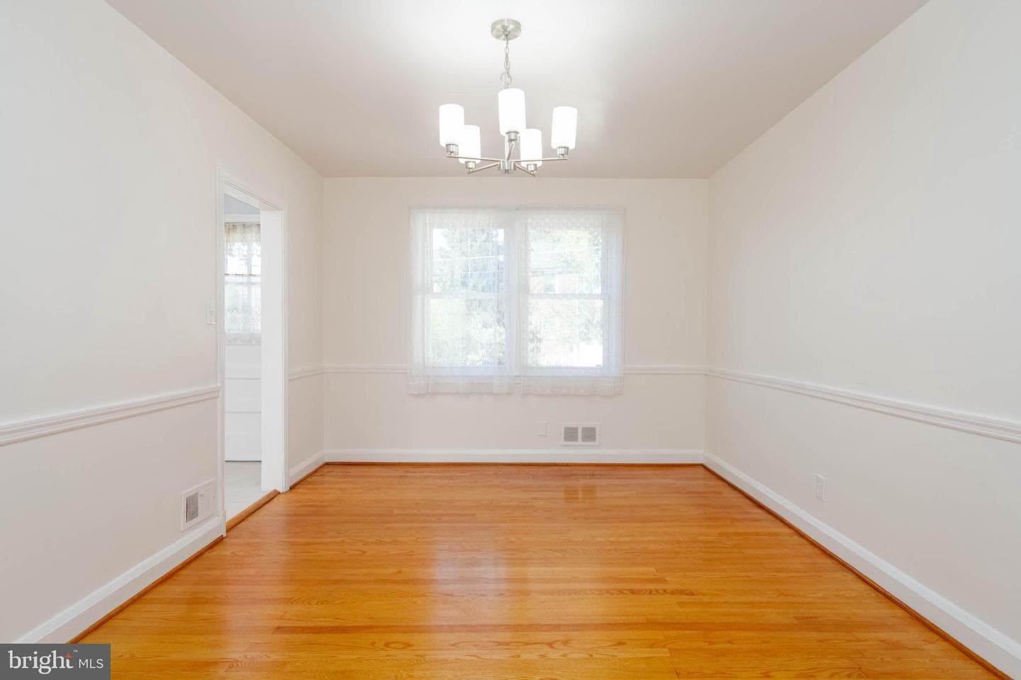 36 Shady Nook Avenue photo 8