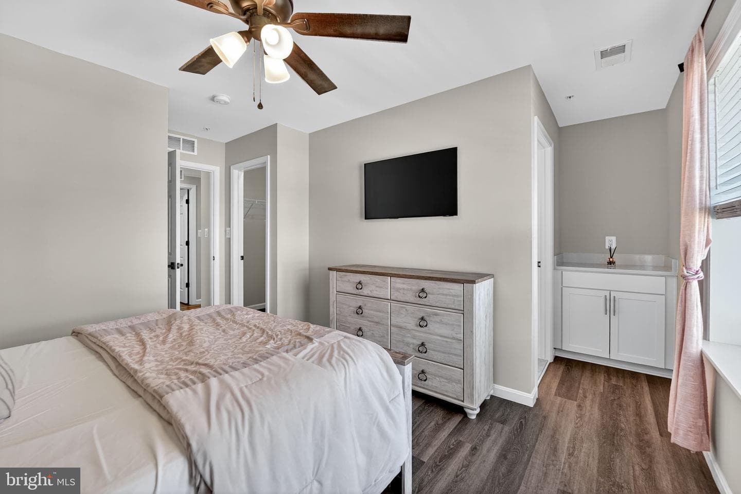 39 Legacy Drive photo 20