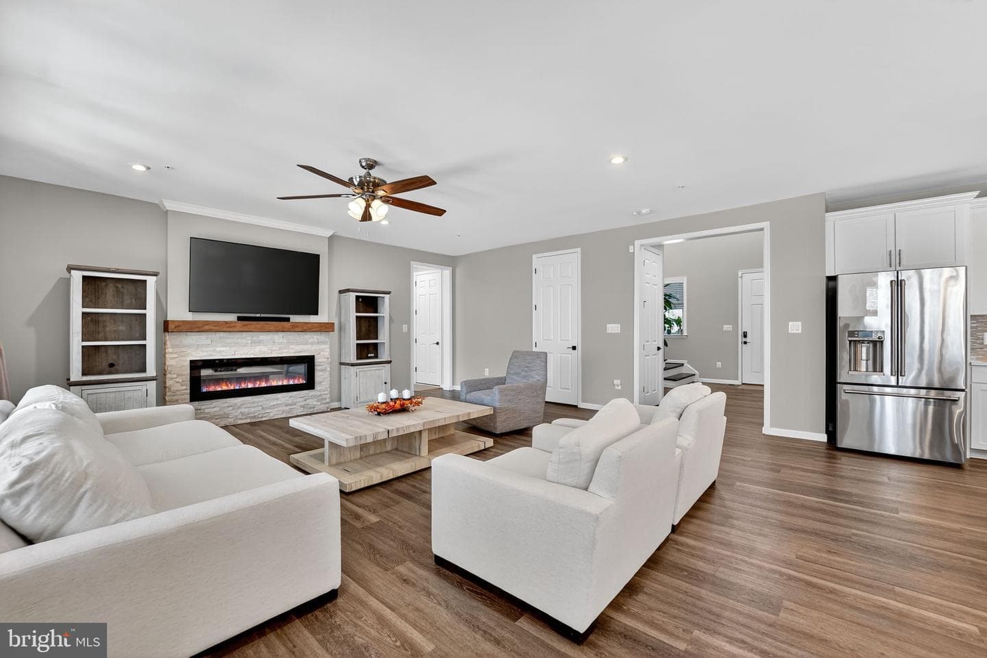 39 Legacy Drive photo 8
