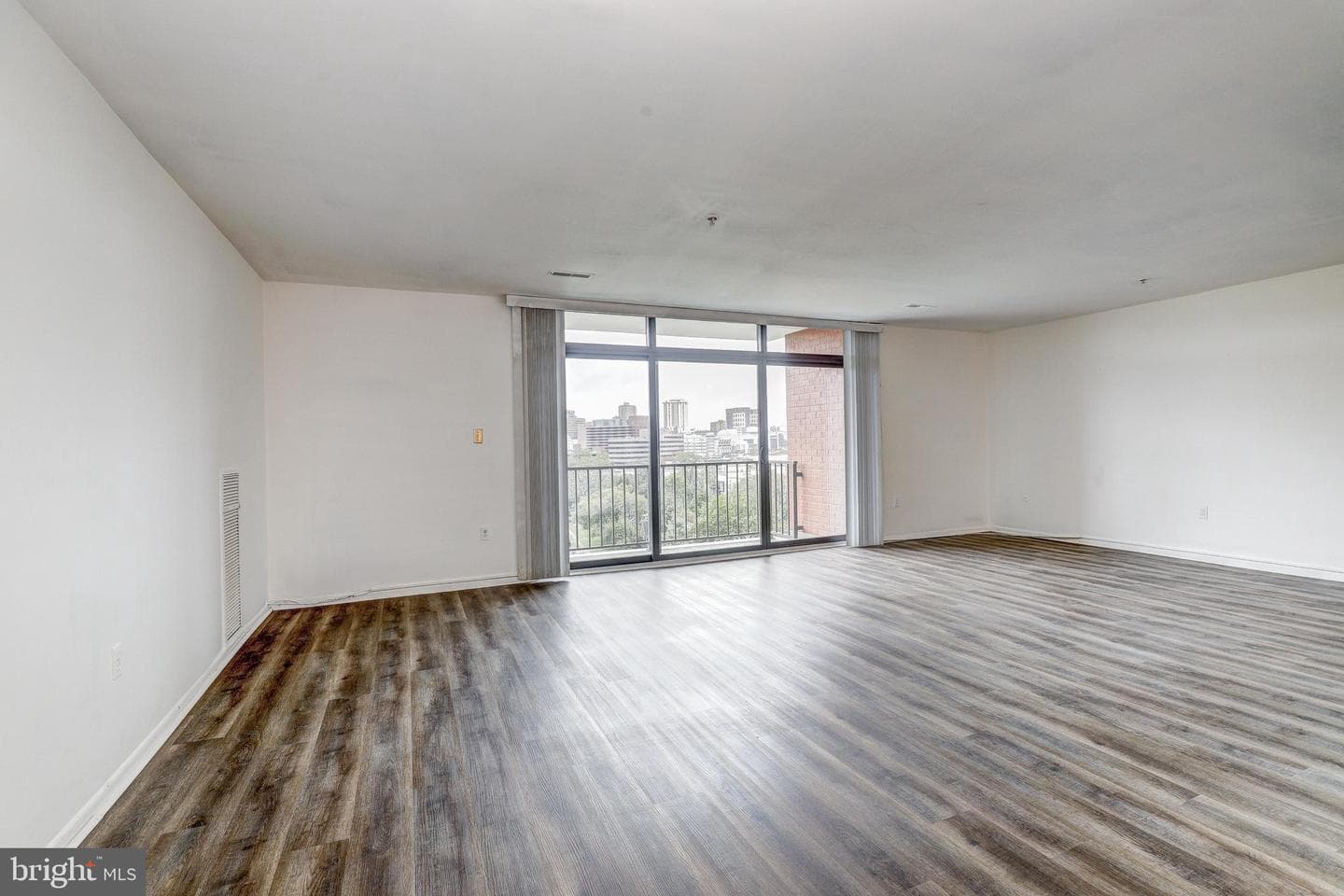 1 Smeton Place #902 photo 7