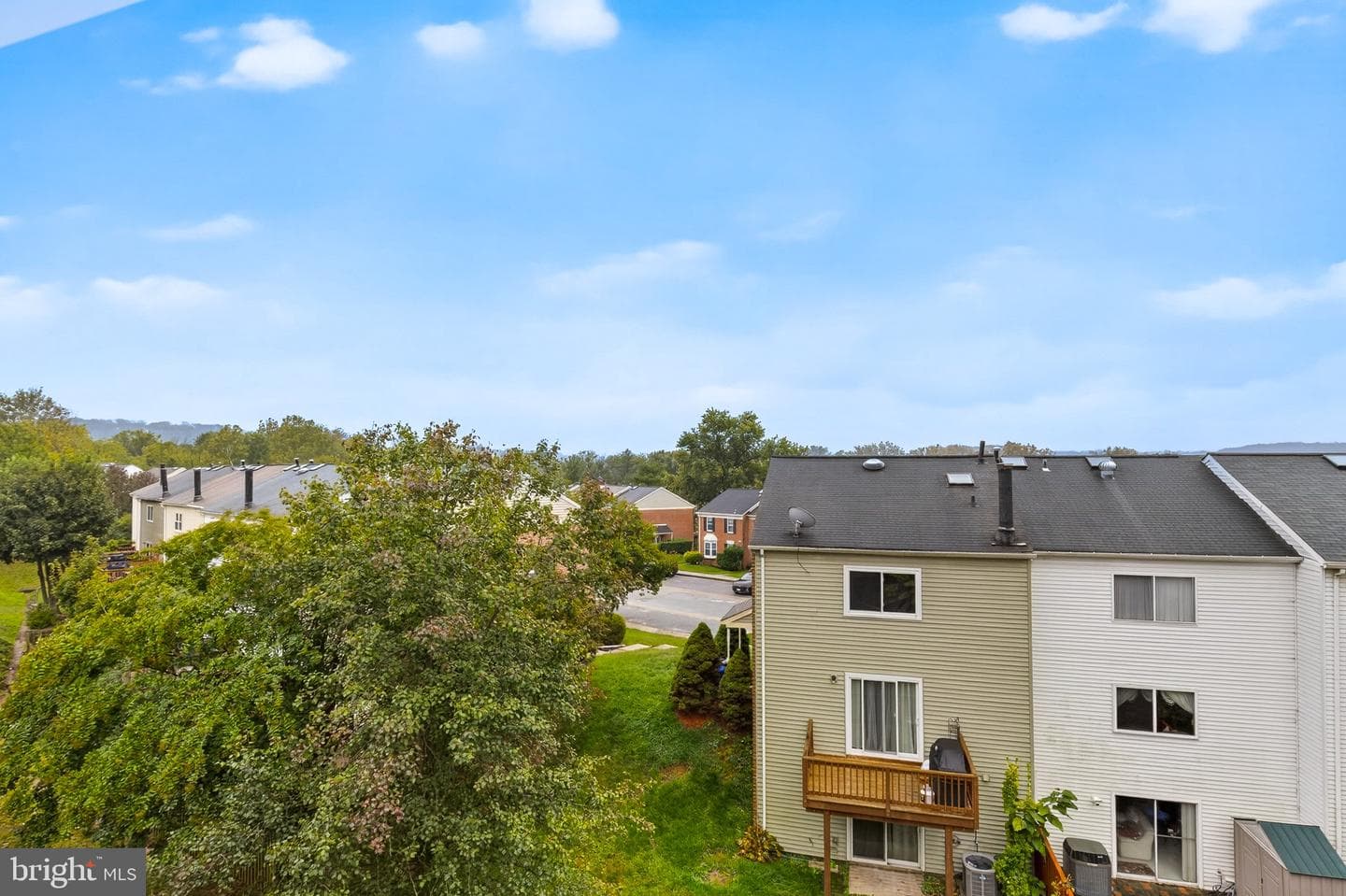 25 Longmont Court photo 25