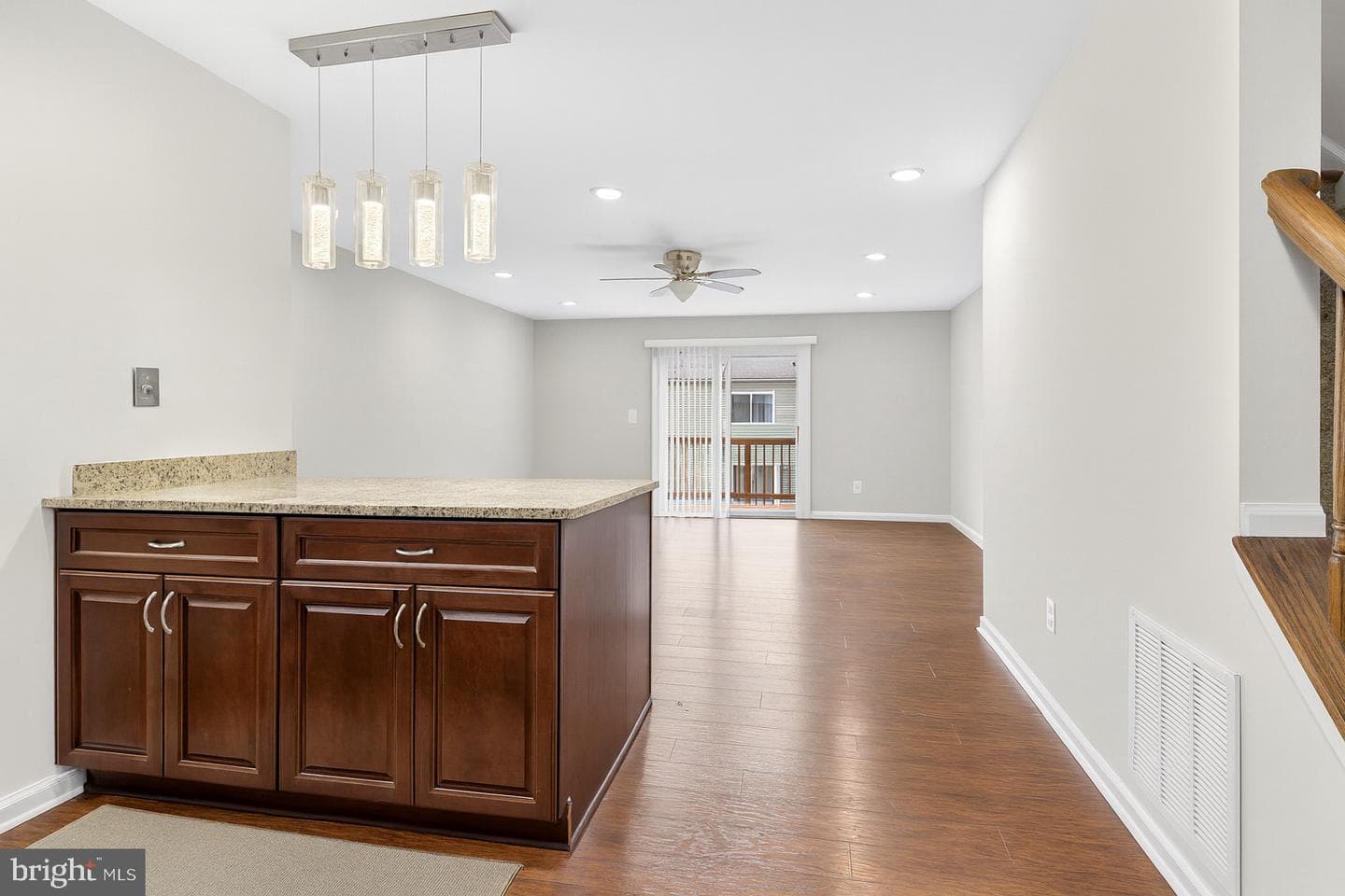 25 Longmont Court photo 4