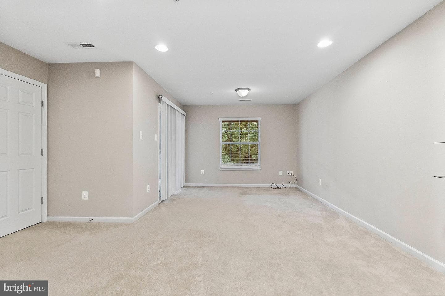 8426 Stansbury Lake Drive photo 5
