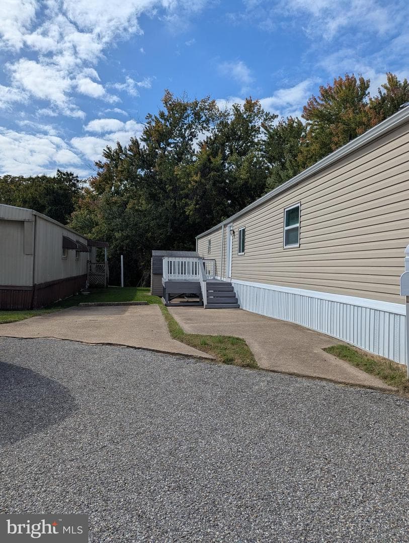 472 Mirabile Lane photo 2