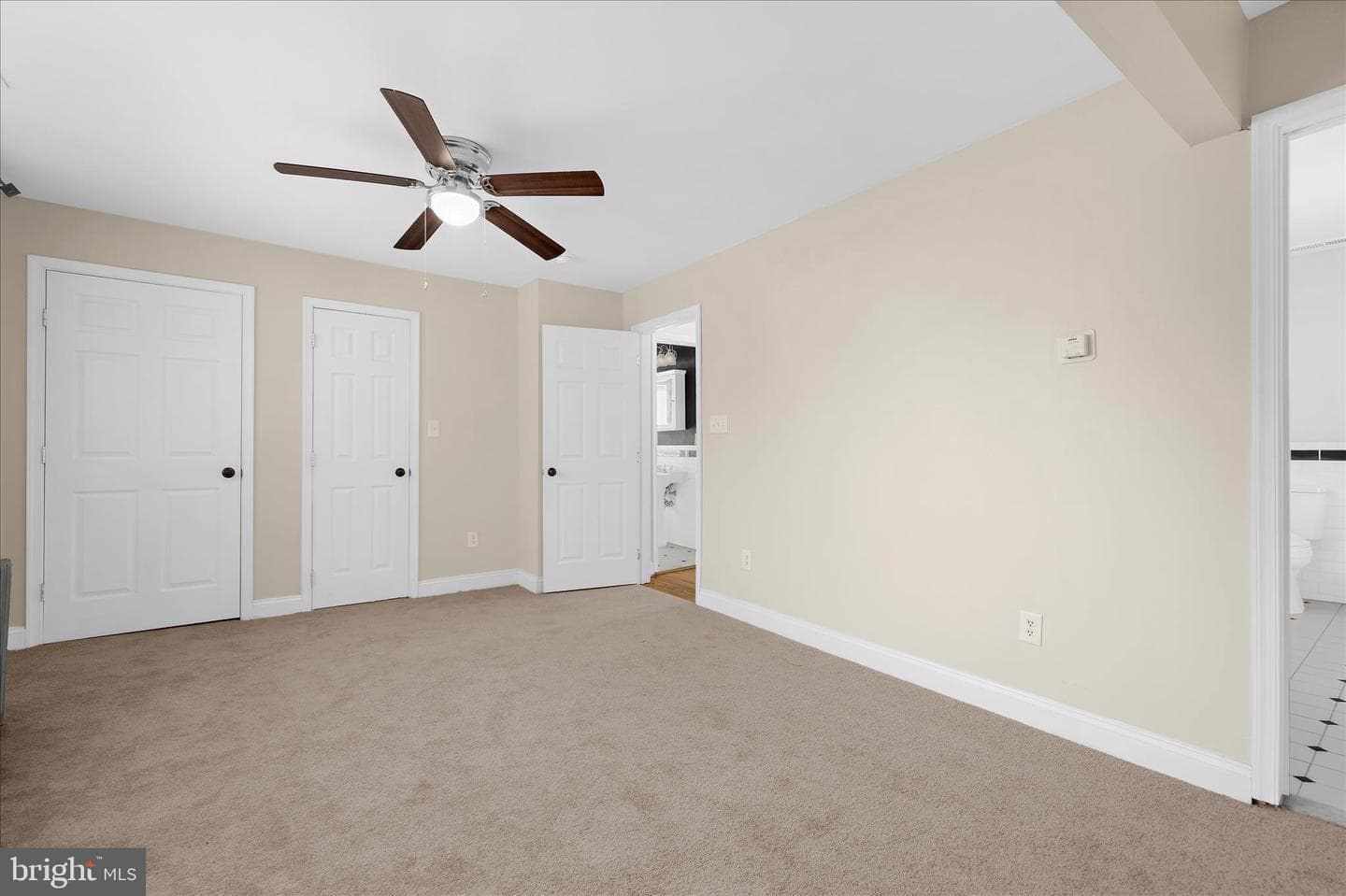 5010 Kenwood Avenue photo 25