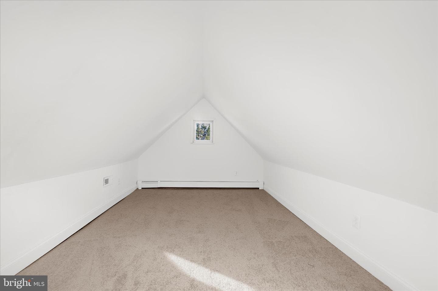 5010 Kenwood Avenue photo 31