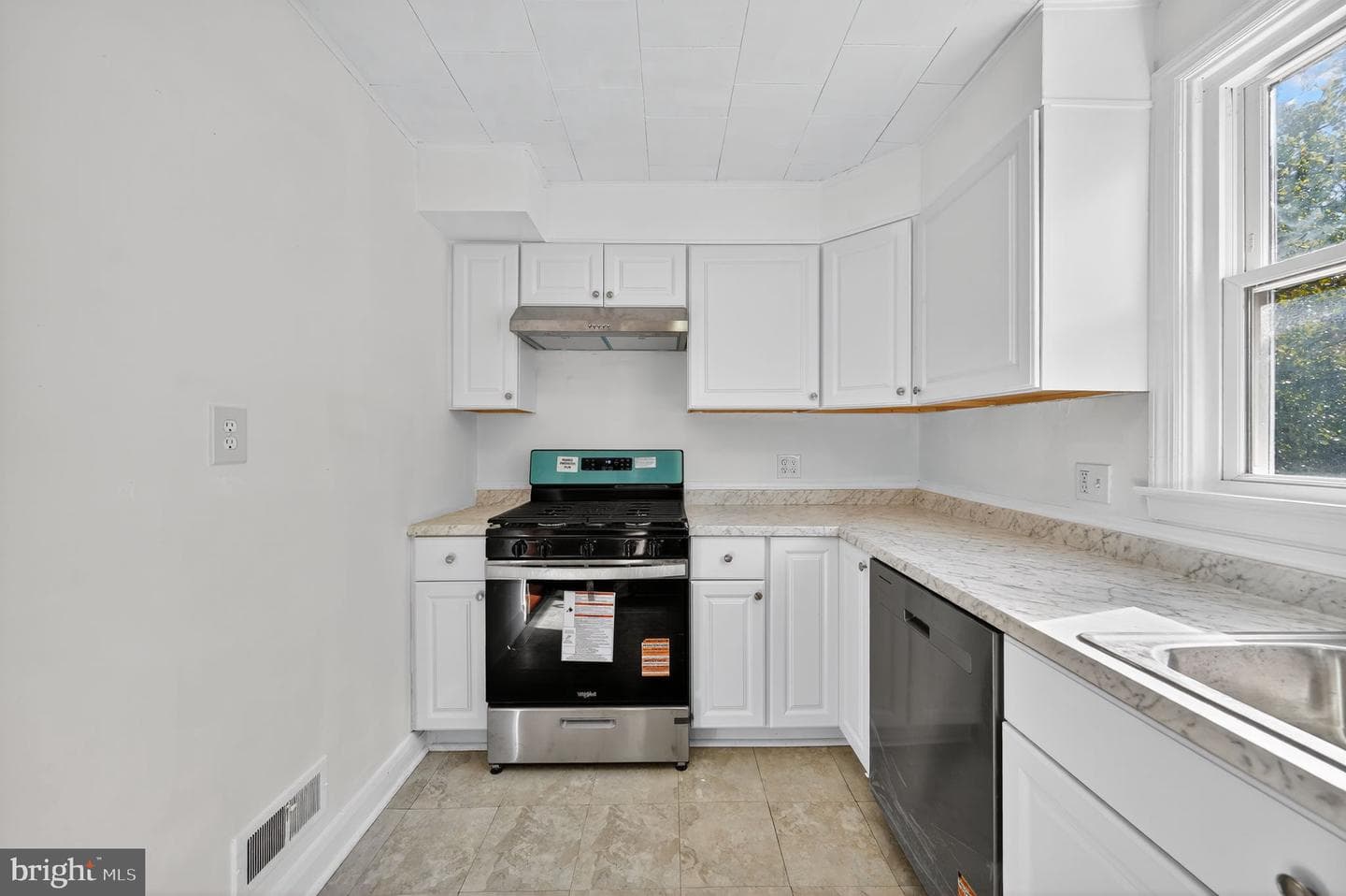4401 Ridge Drive photo 16