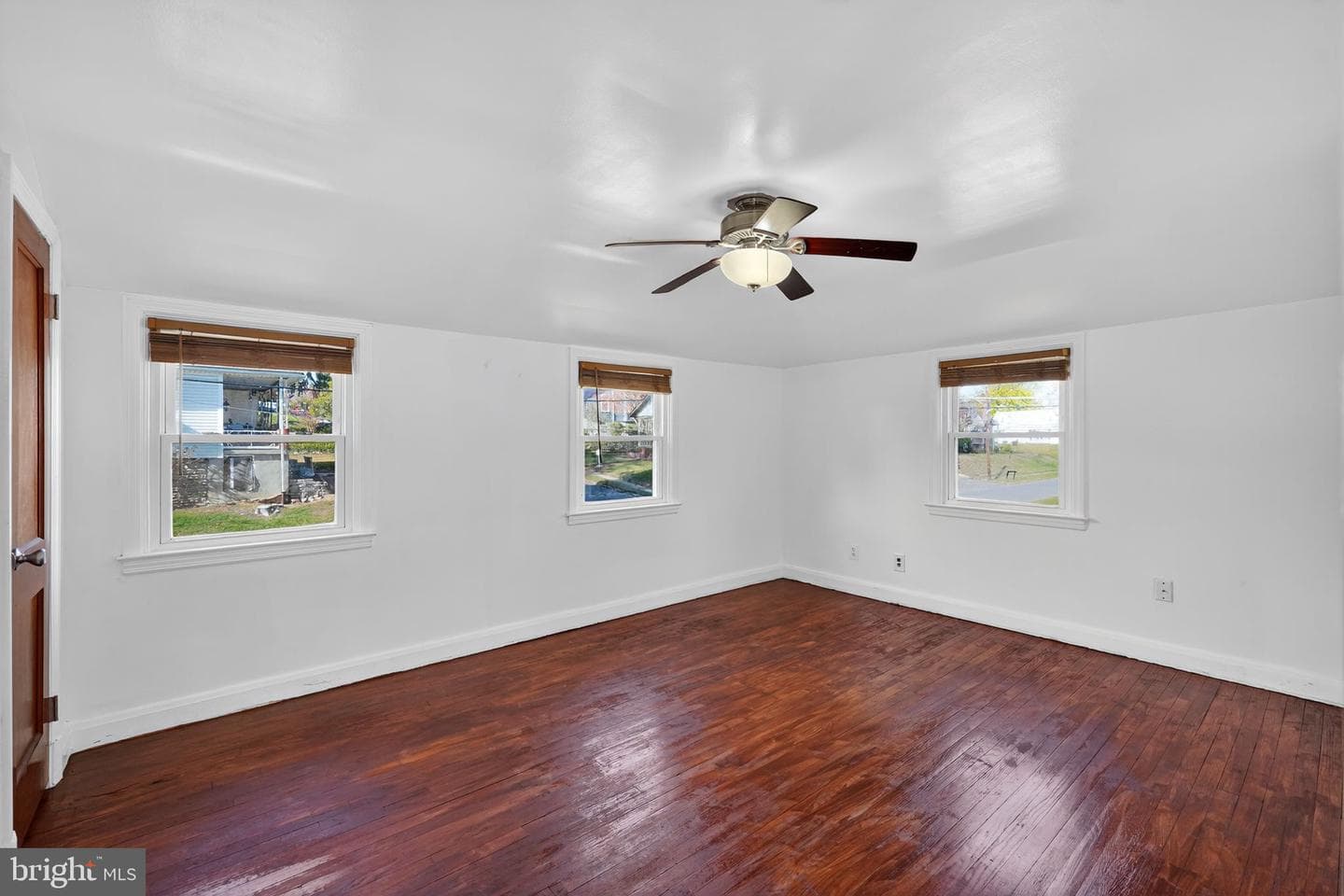 4401 Ridge Drive photo 8