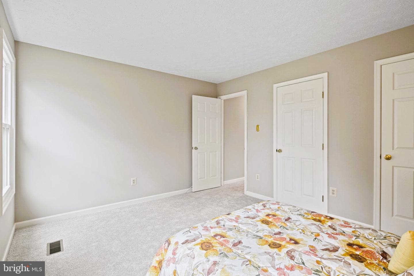 14 Britmore Court photo 16