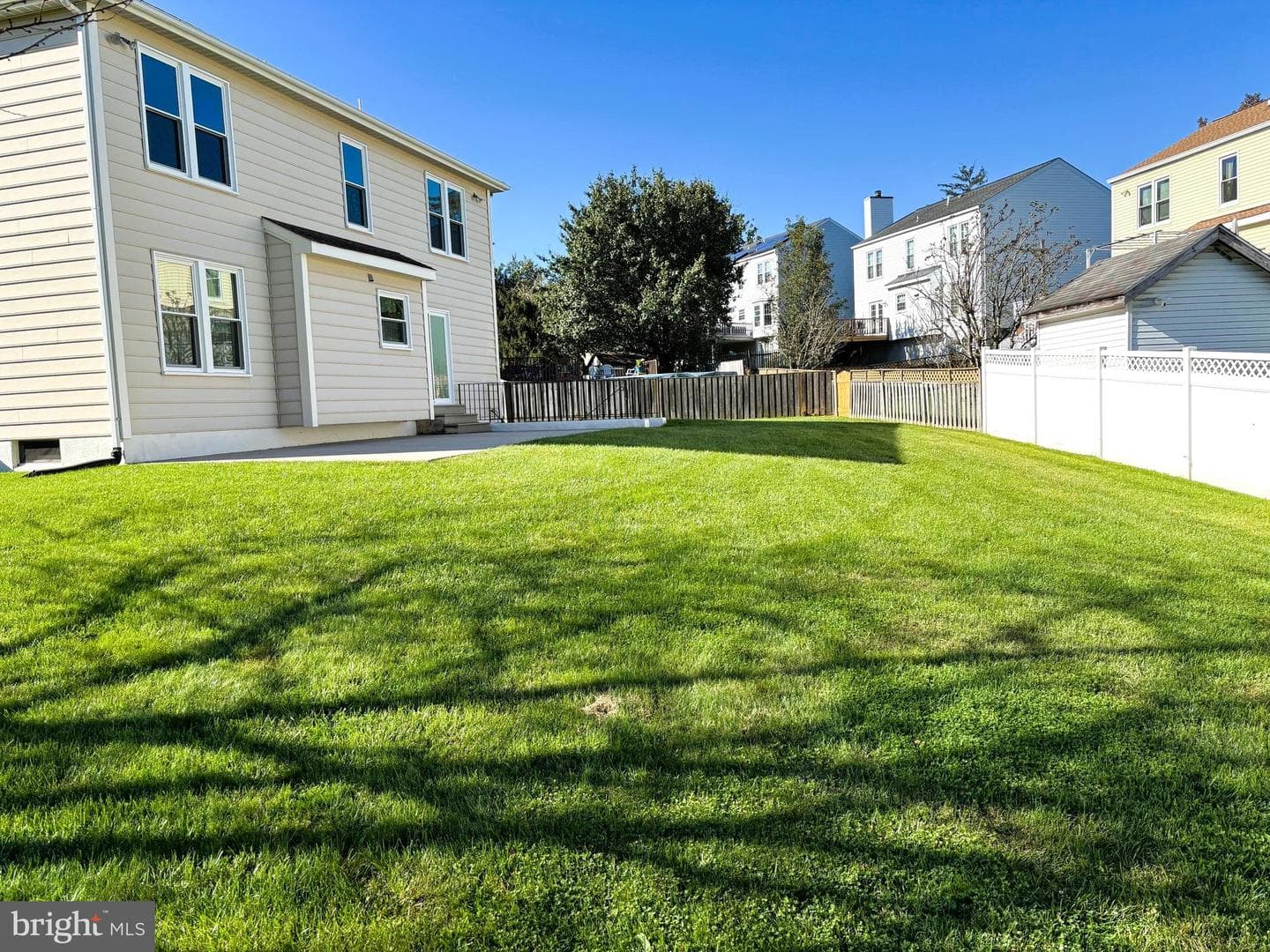 14 Britmore Court photo 22