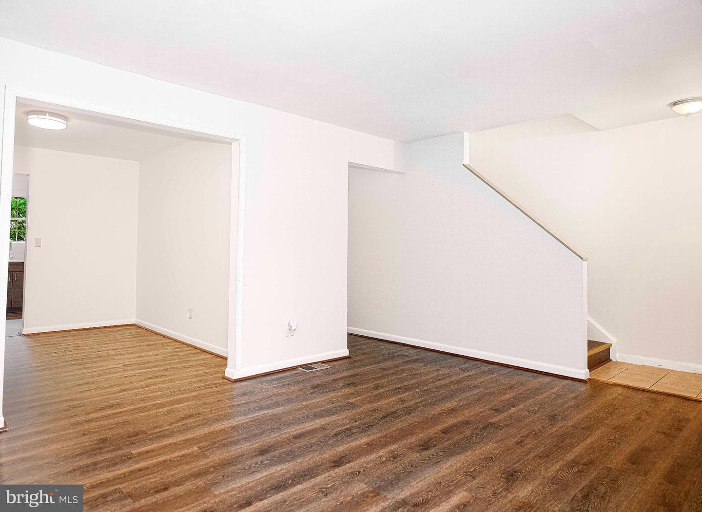 7105 Rutherford Green Circle photo 3