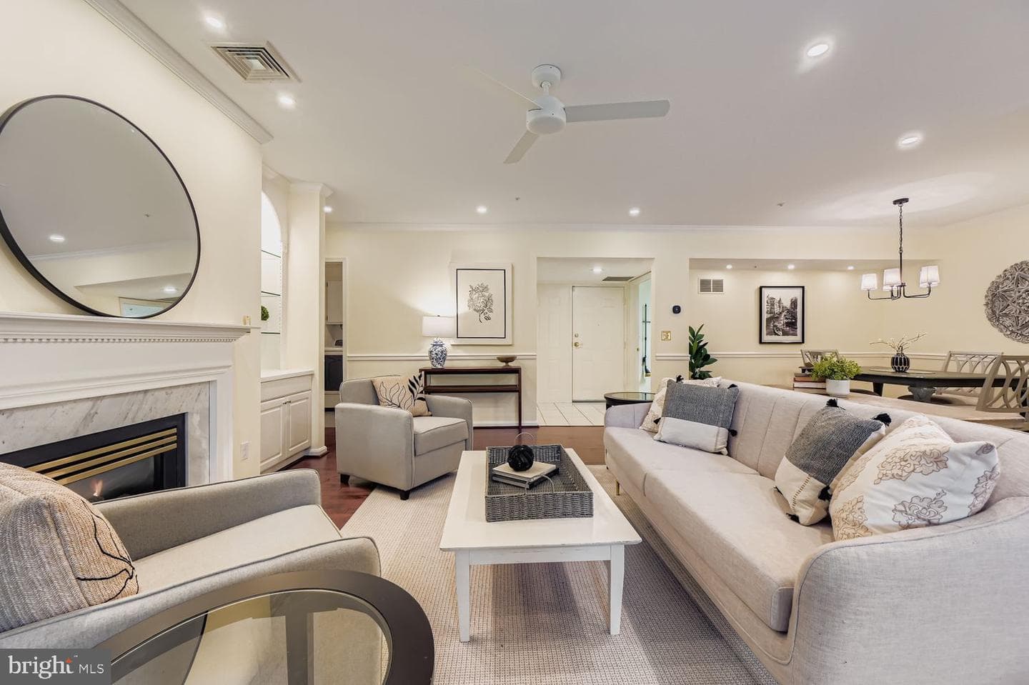 200 Belmont Forest #102 photo 7