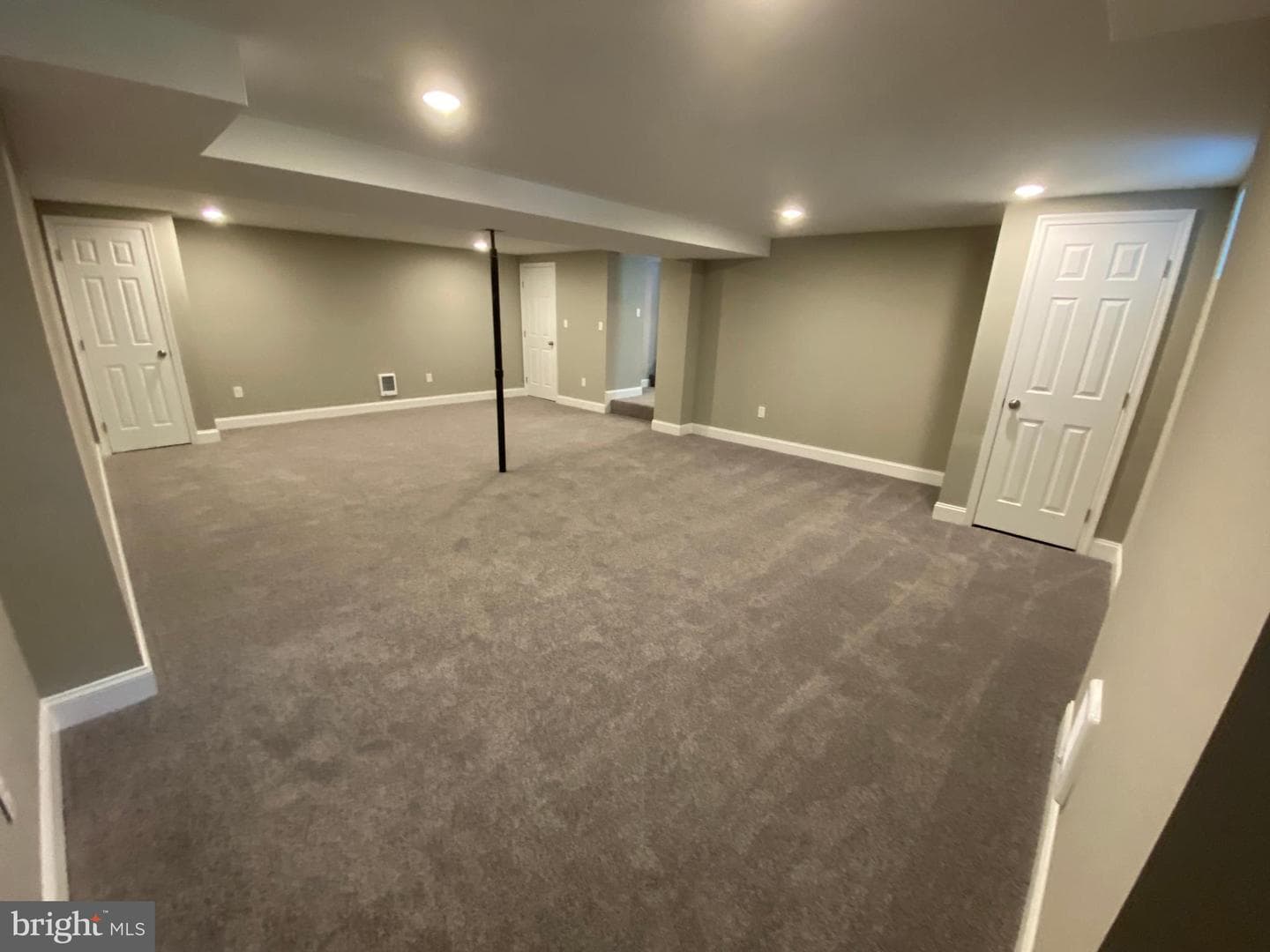 7839 Bagley Avenue photo 27