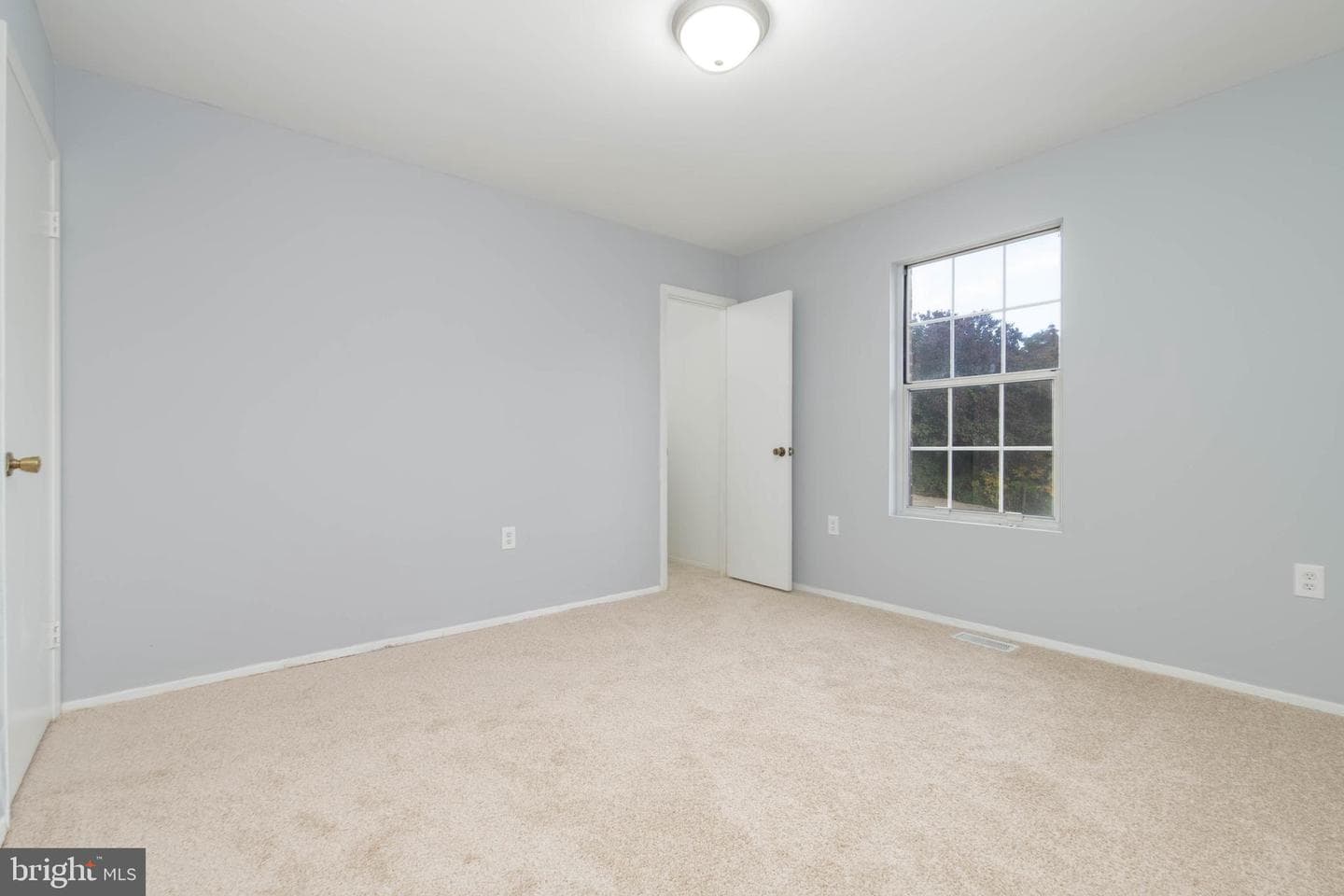 1514 Taylor Avenue photo 23