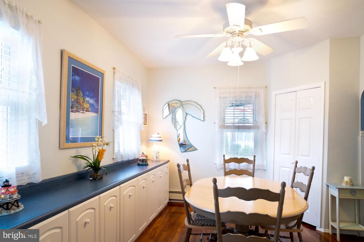 1242 Vogt Avenue photo 9