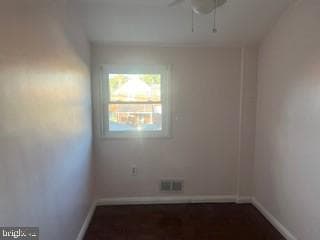 2746 Moorgate Road photo 9