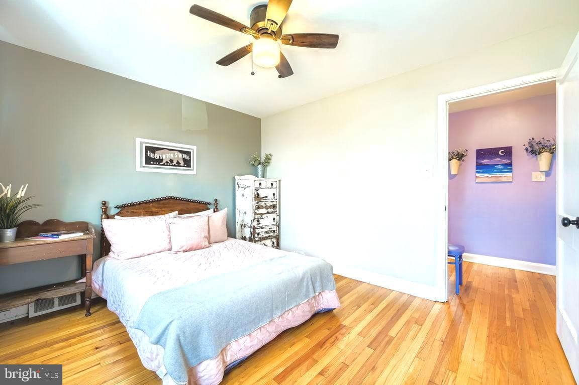 6841 Duluth Avenue photo 16