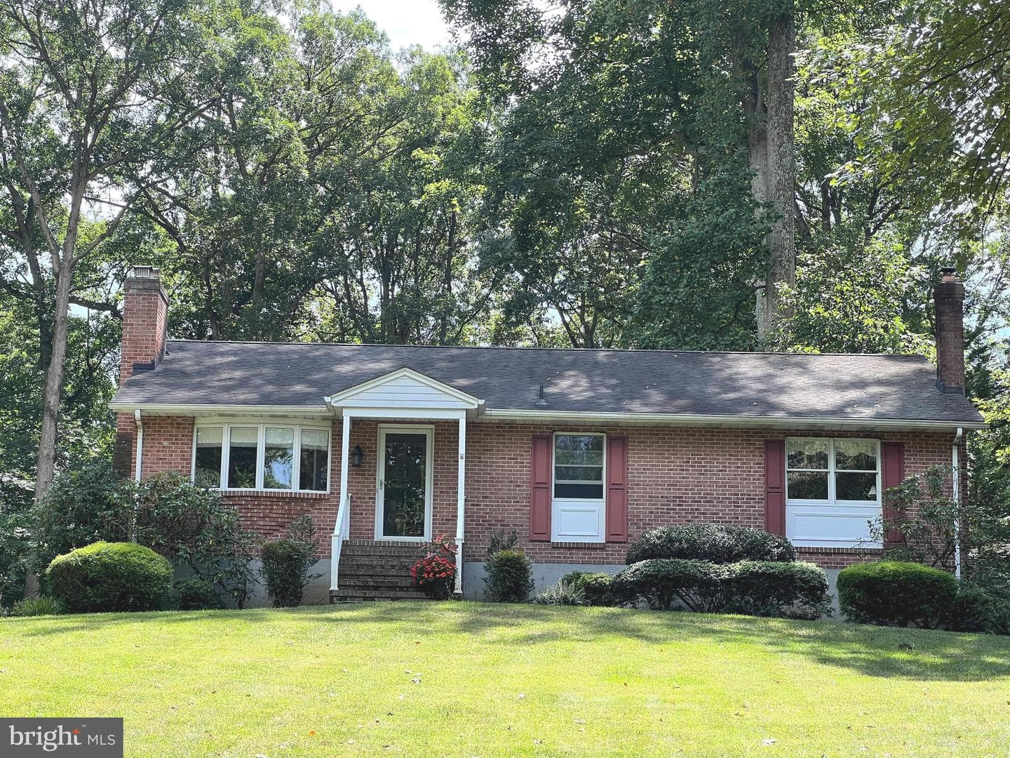 3633 Southside Avenue photo 1