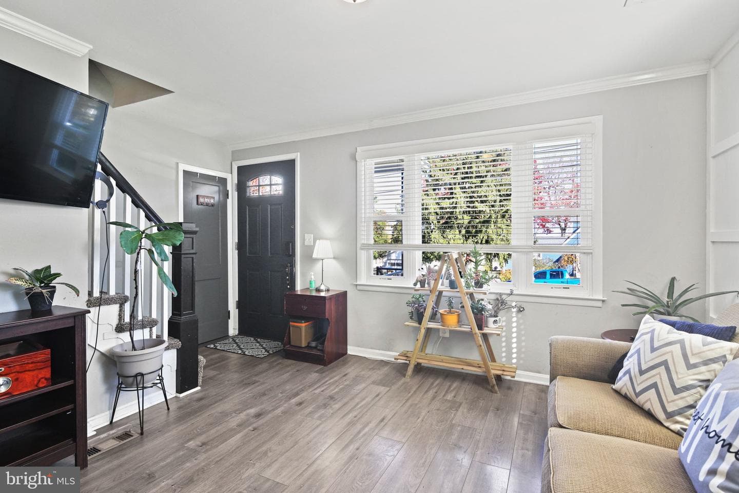 323 Oberle Avenue photo 4