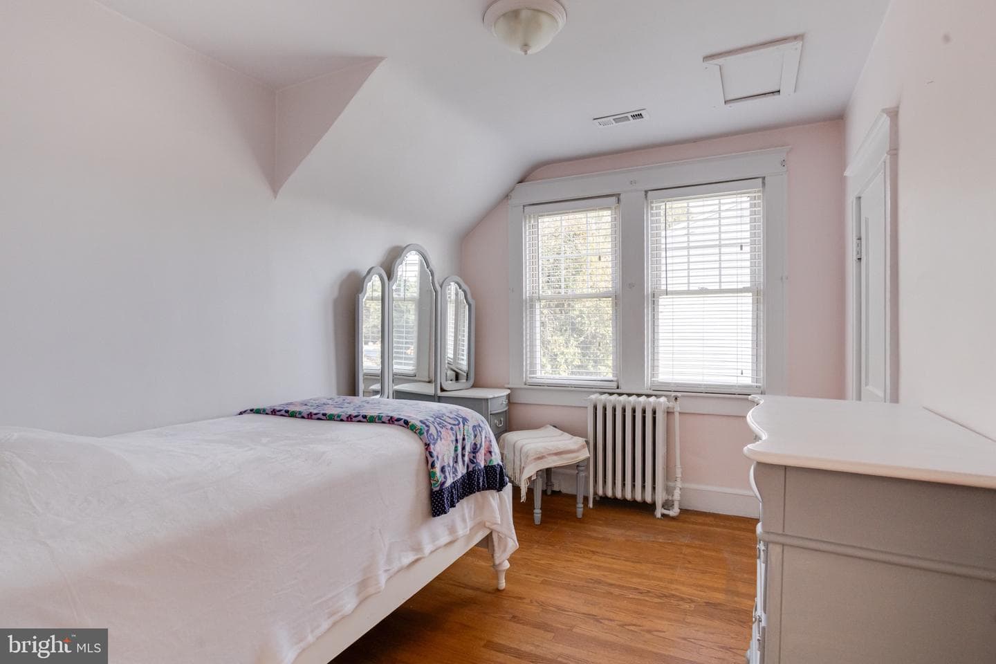 1329 Pine Grove Avenue photo 39