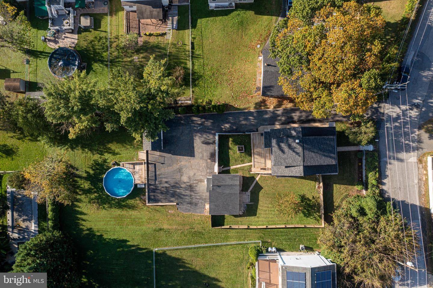 1329 Pine Grove Avenue photo 4