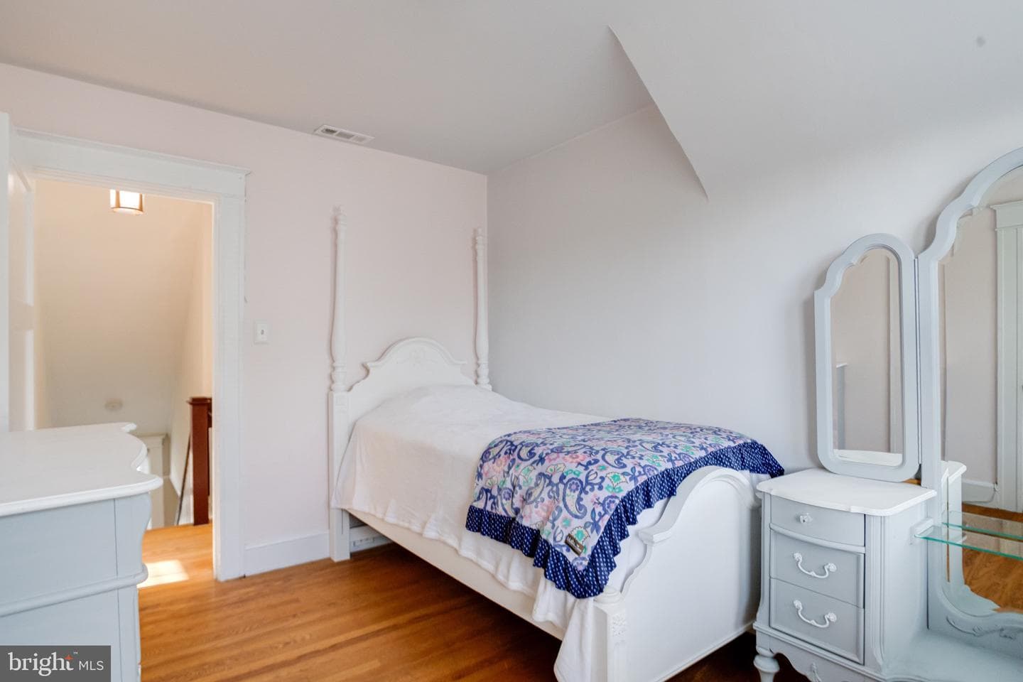 1329 Pine Grove Avenue photo 41