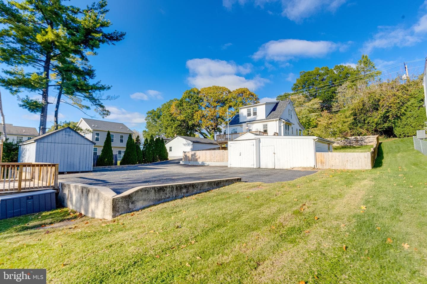 1329 Pine Grove Avenue photo 89
