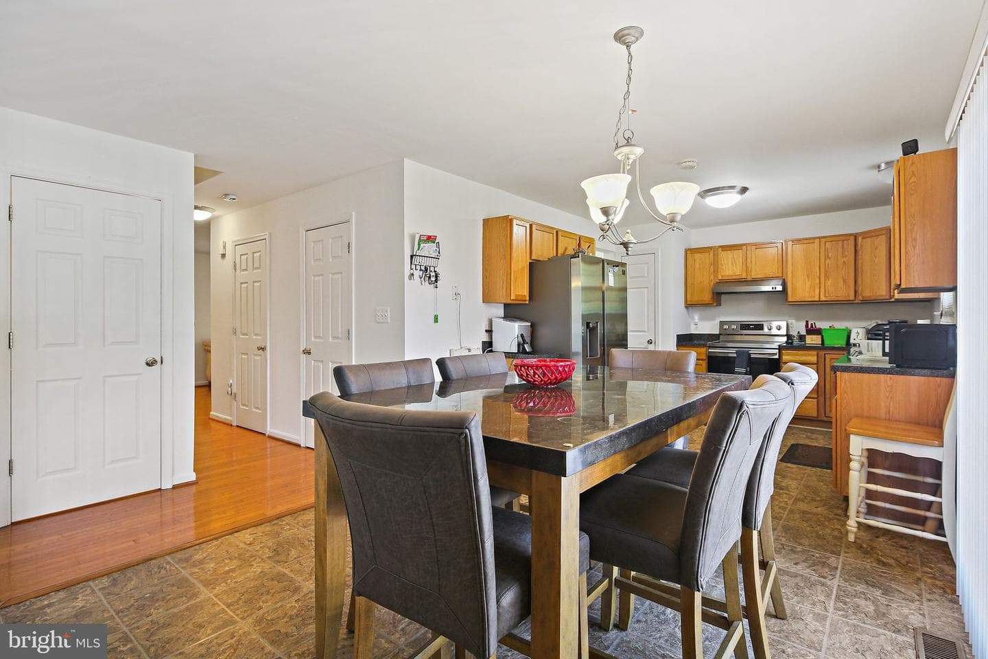 8422 Merryview Drive photo 8