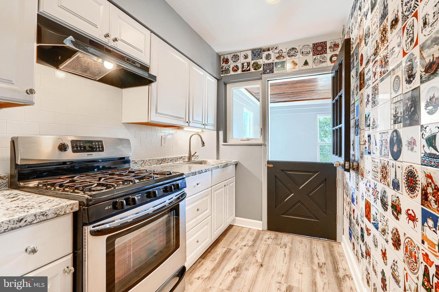 644 48th Street photo 13