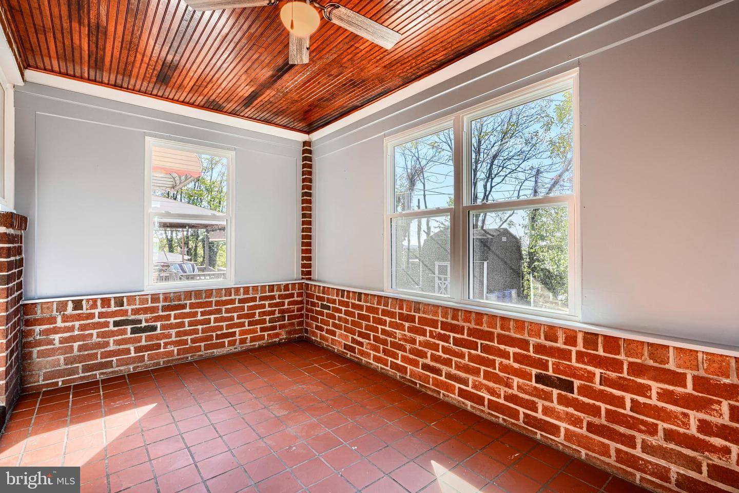 644 48th Street photo 15