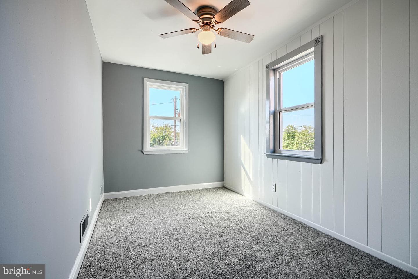 644 48th Street photo 21