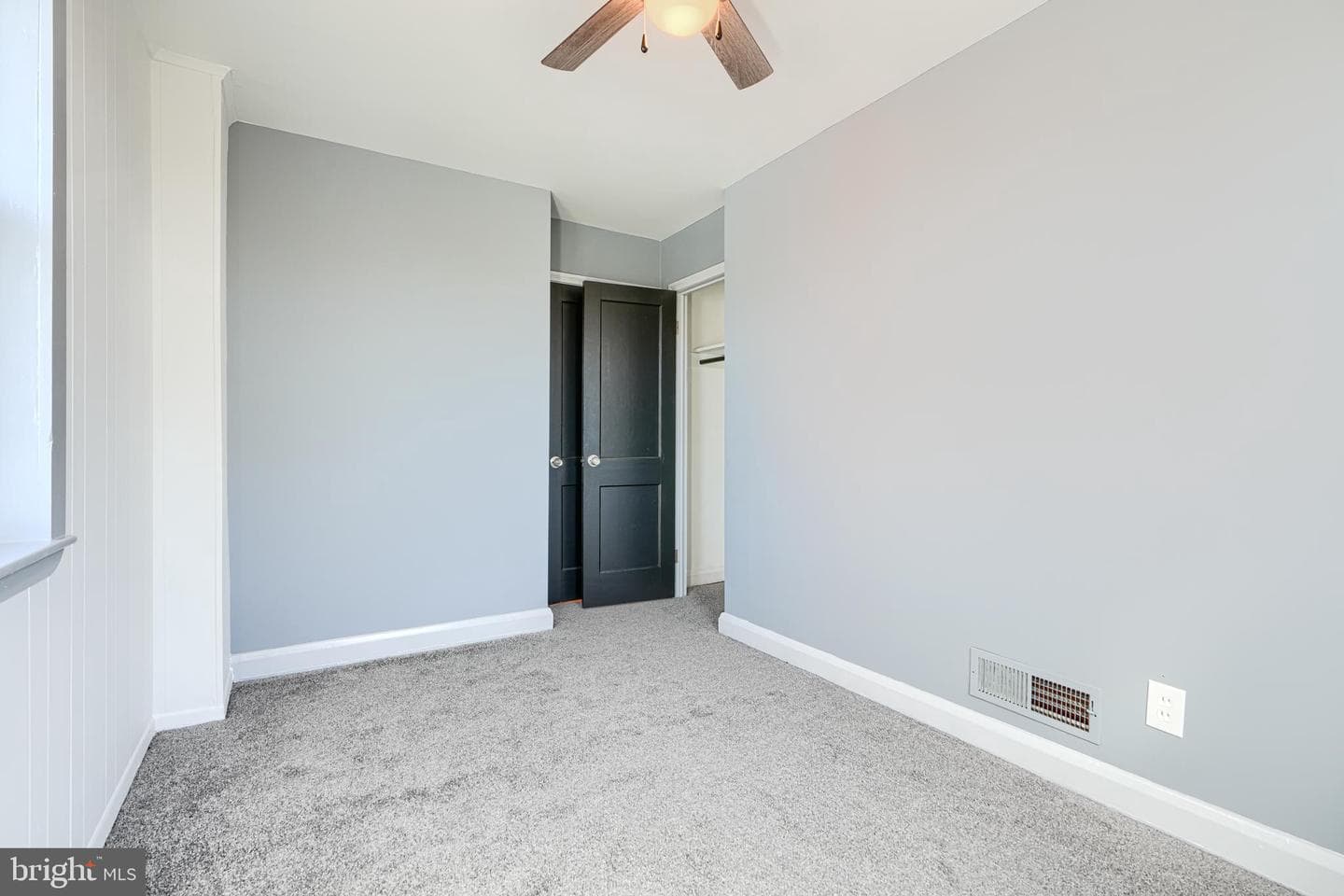 644 48th Street photo 23