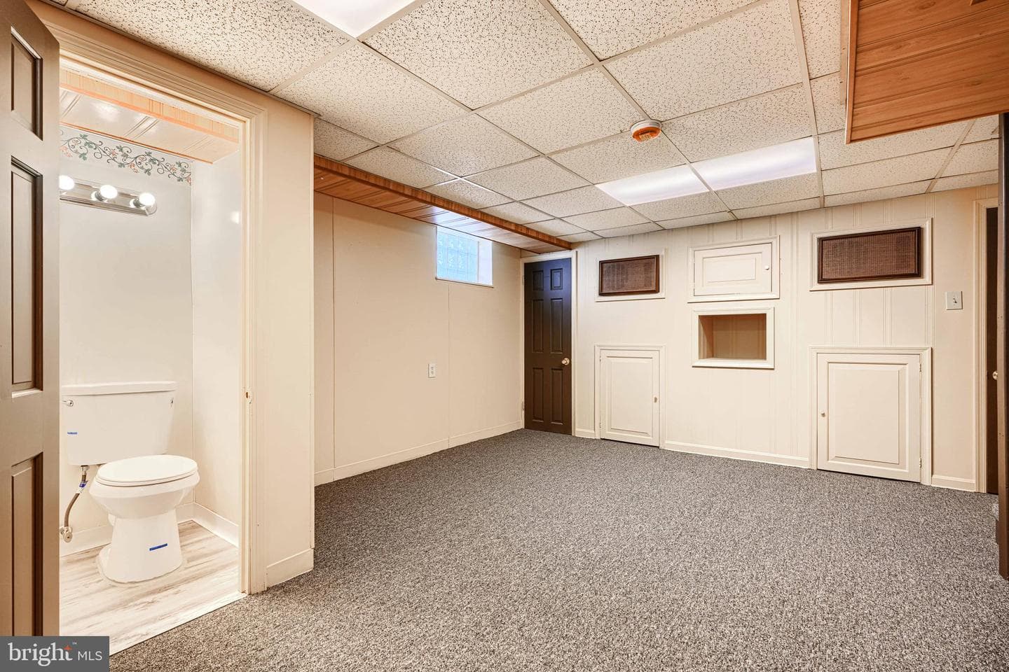 644 48th Street photo 30
