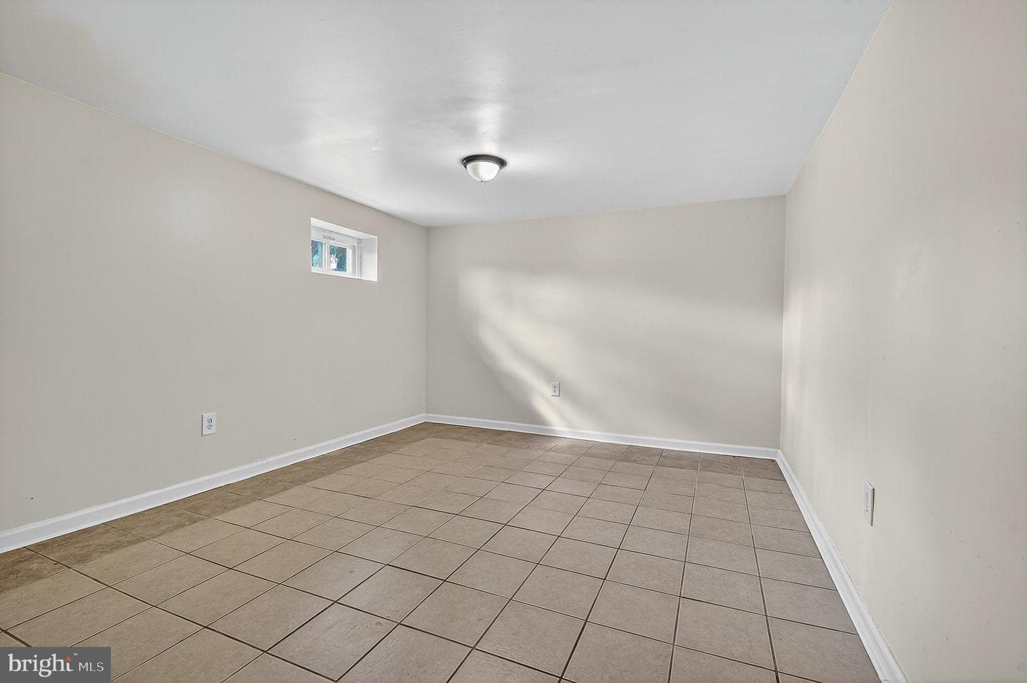 9124 Liberty photo 19