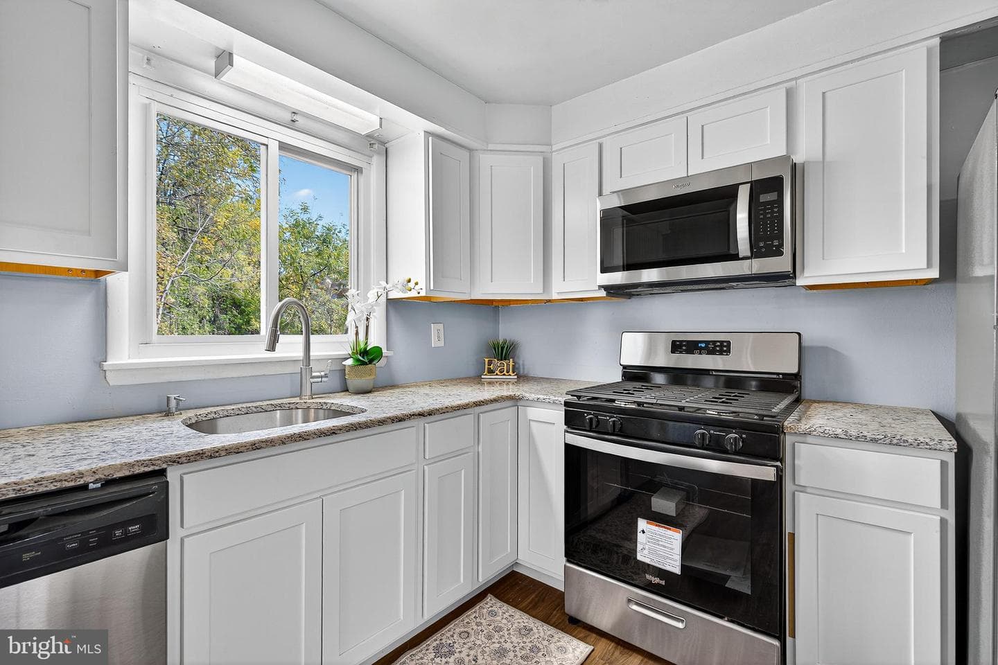 9124 Liberty photo 7