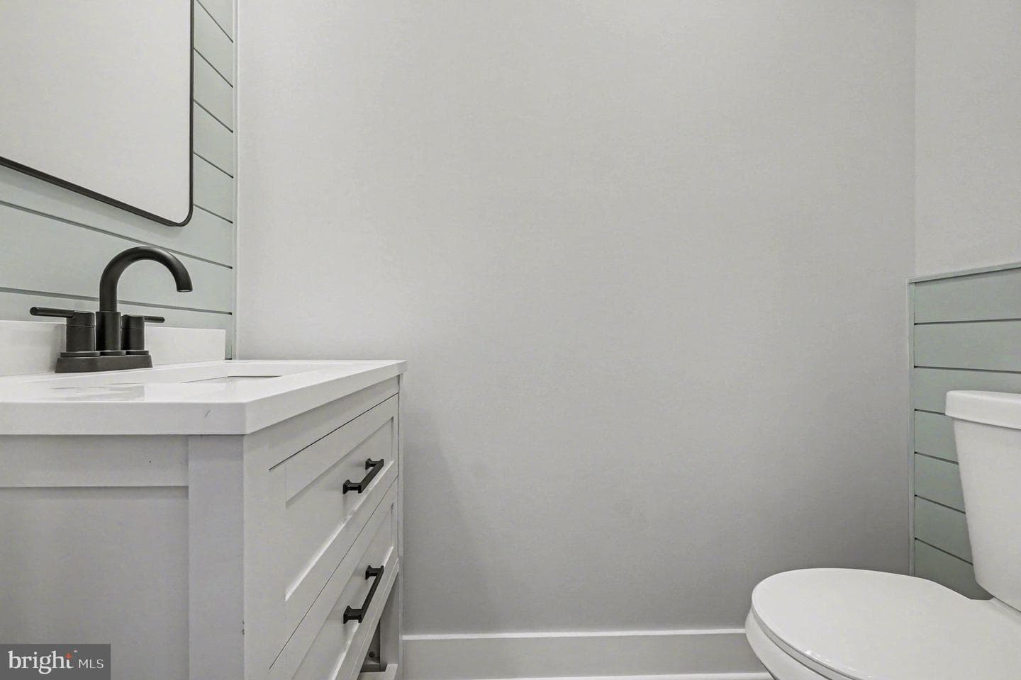 9108 Hinton Avenue photo 52