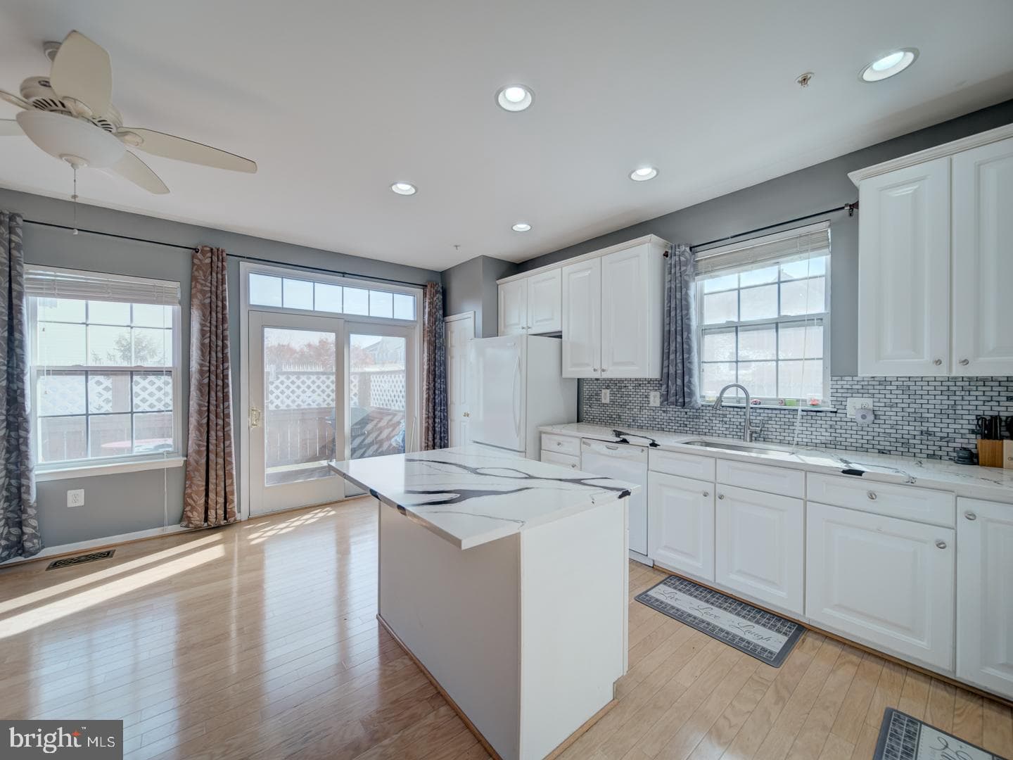815 Lowe Road photo 10
