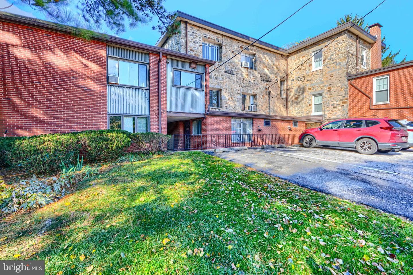 6003 Lakehurst Drive #1 photo 27