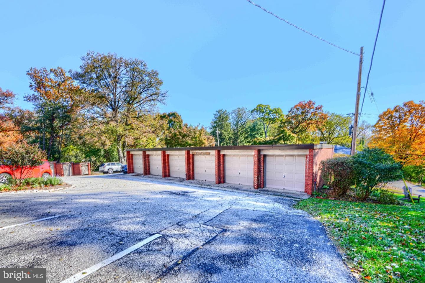 6003 Lakehurst Drive #1 photo 28