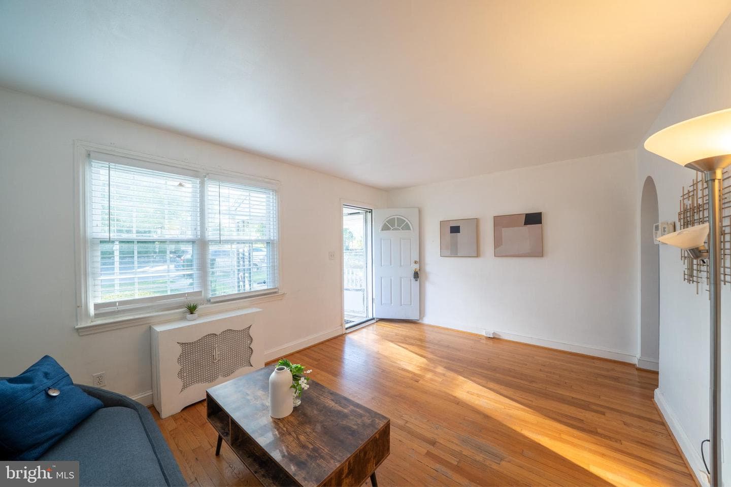 913 Maiden Choice Lane photo 3