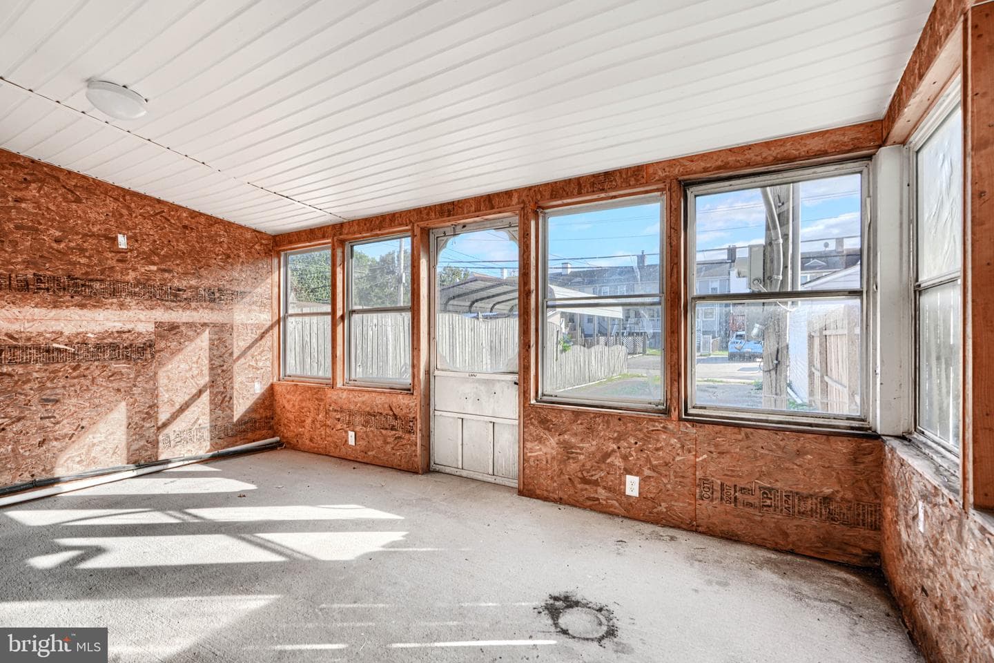 213 Colgate Avenue photo 22